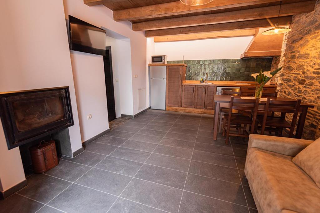 Apartamentos Rurales Casa Llongo Коанья Экстерьер фото
